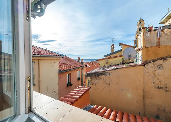 Le Bougainvillier Vieille *