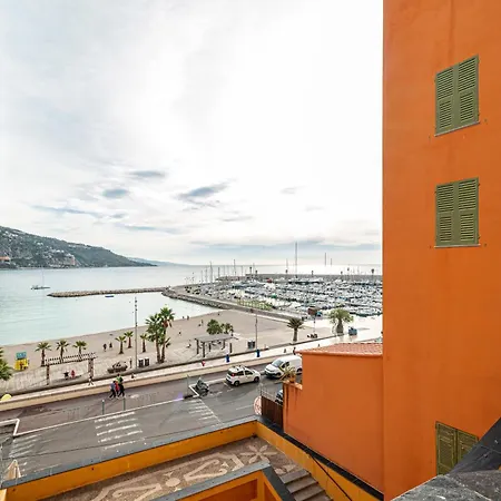 Le Bougainvillier Vieille Lägenhet