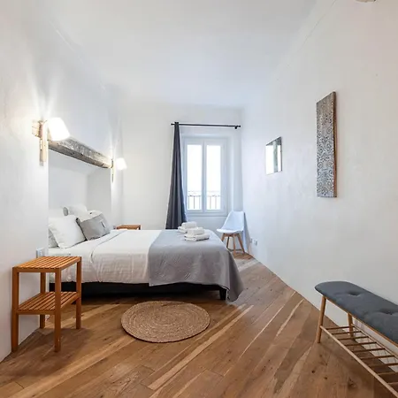 Le Bougainvillier Vieille